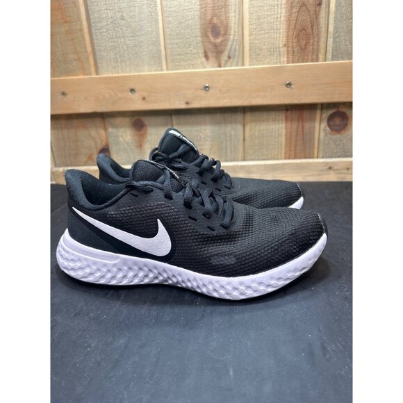 Nike Revolution 5 Womens Size 6 Running Shoes Black/Anthracite - Picture 1 of 8